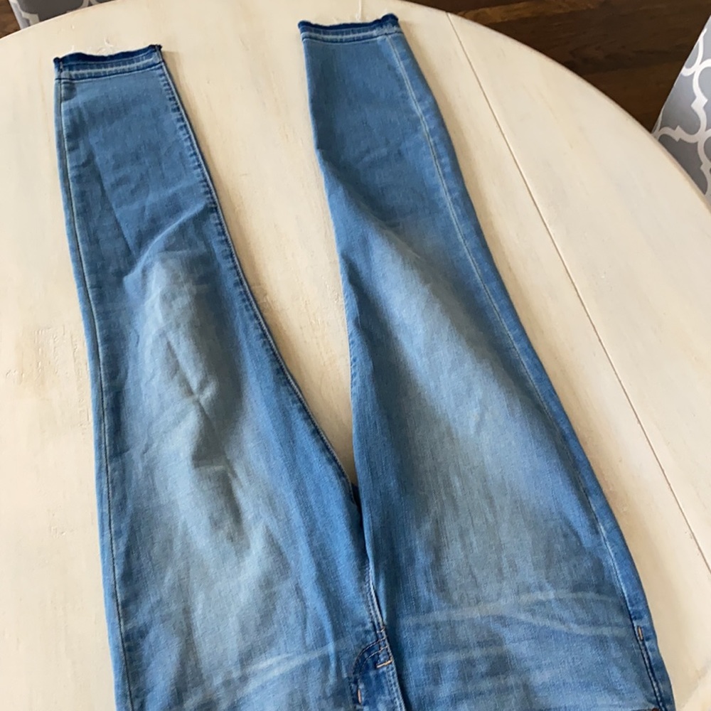 J. Crew mercantile high rise light wash frayed hem skinny jeans 28 - Picture 6 of 7